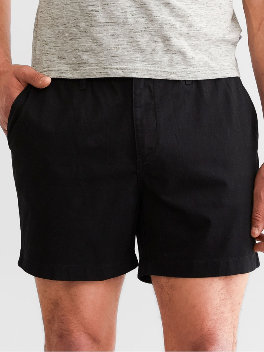 chubbies 5.5” Black Elastic-Waist Casual Shorts with Light Blue Pocket